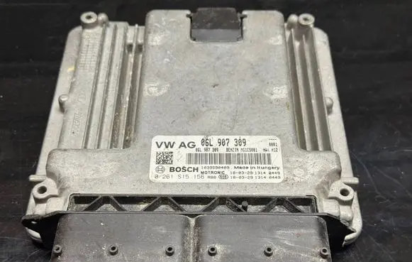 Audi A4 S4 B9 Engine control unit/module 06L907309 0261S15156