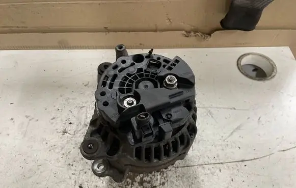 Audi A4 S4 B8 8K Generator/alternator 03G903016E