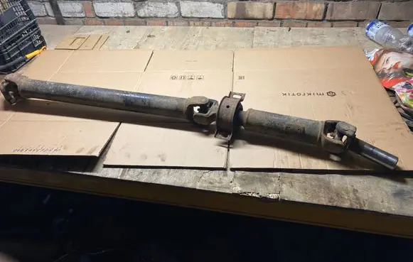 Mitsubishi L200 Drive shaft (set)