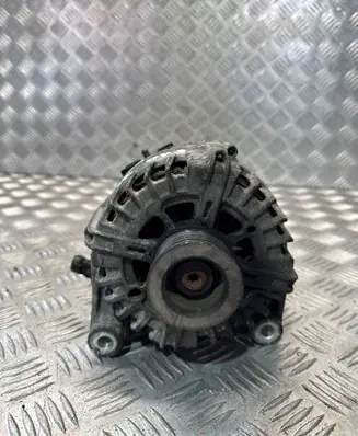 BMW 5 F10 F11 Generator/alternator 7803724