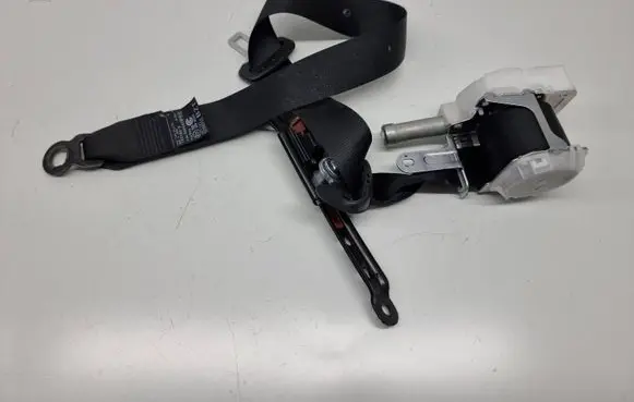 Toyota RAV 4 (XA50) Front seatbelt 7X3160P