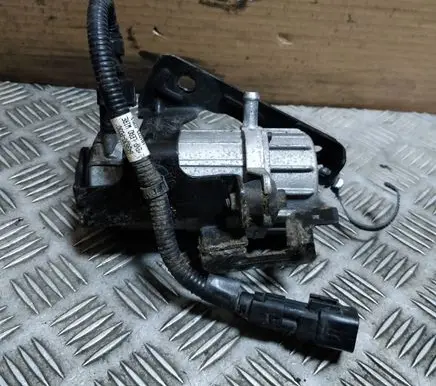 Vacuum pump