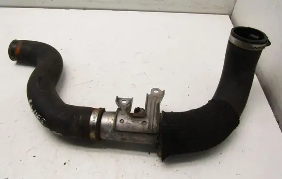 Suzuki Swift III Air intake hose/pipe 1701311106