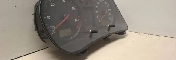 Volkswagen Golf IV Speedometer (instrument cluster) 0263611025 1J0919881E