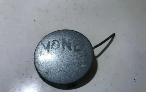 Ford Mondeo Mk III Front tow hook cap/cover 1s7117a989dd 1s71-17a989-dd