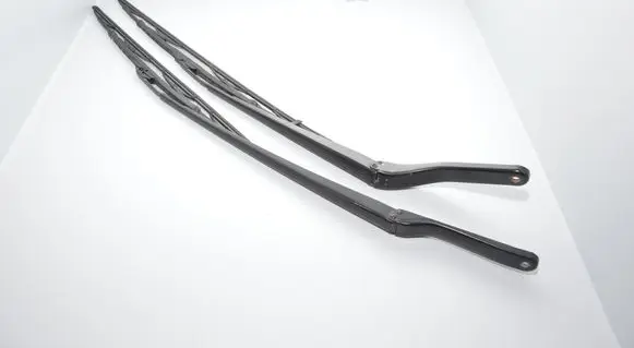 BMW X5 E53 Windshield/front glass wiper blade 8245372 7075012