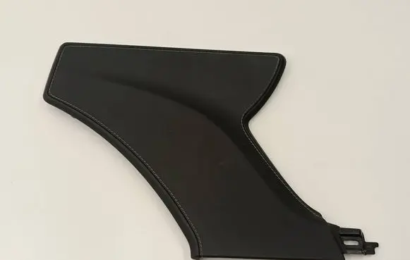Tesla Model S Other center console (tunnel) element 100822702G 100822800C 20151210