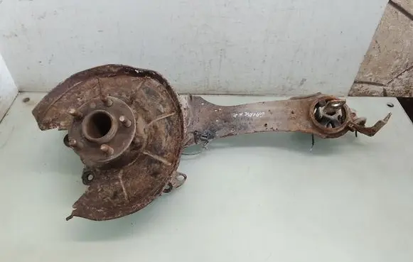 Ford Galaxy Rear wheel hub spindle/knuckle 