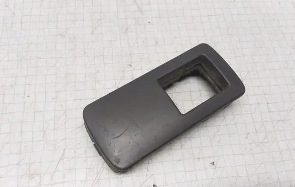 Opel Vectra C Front door window switch trim 24453571