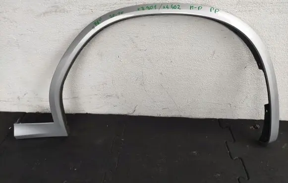 BMW X3 G01 Front arch trim 