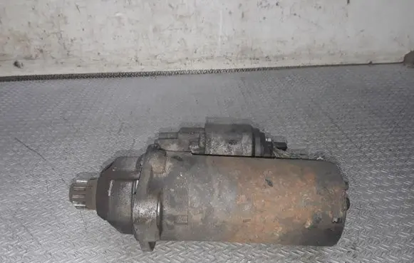 Volkswagen PASSAT B6 Starter motor