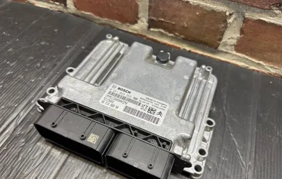Opel Grandland X Engine control unit/module ECU 9850563780 0281039555 9851888980