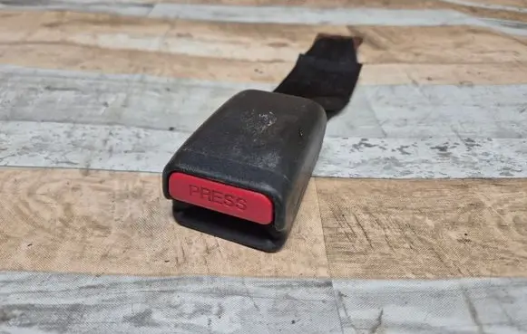 Nissan Altima Rear seatbelt buckle