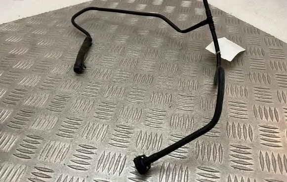 Mercedes-Benz GLE (W166 - C292) Engine coolant pipe/hose A1665000491