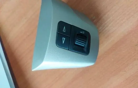 Opel Corsa D Steering wheel buttons/switches F070928 13222330
