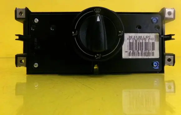 Seat Ibiza II (6k) Interior fan control switch 69352202