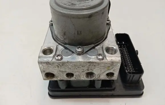 Mercedes-Benz E W213 ABS Pump A2134313601