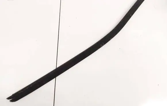 Opel Astra H Front door glass trim molding