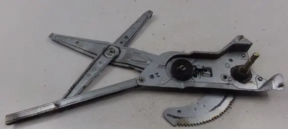 Renault Kangoo I Front door manual window regulator 