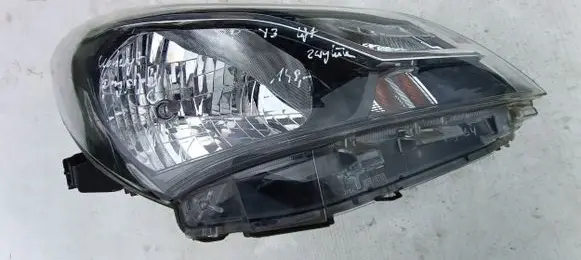 Toyota Yaris Headlight/headlamp