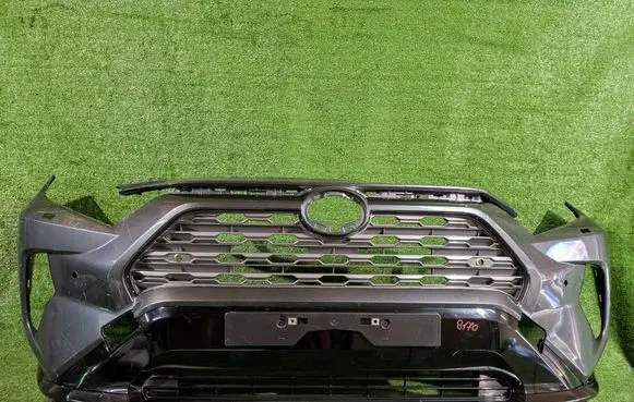 Toyota RAV 4 (XA50) Front bumper 