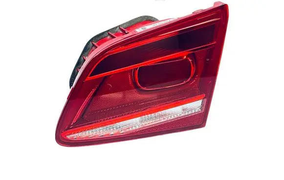 Volkswagen PASSAT B7 Tailgate rear/tail lights 3AE945094J 3AE945094K