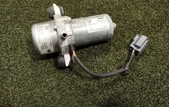 Renault Kangoo III Vacuum pump 146501049R A4534300132
