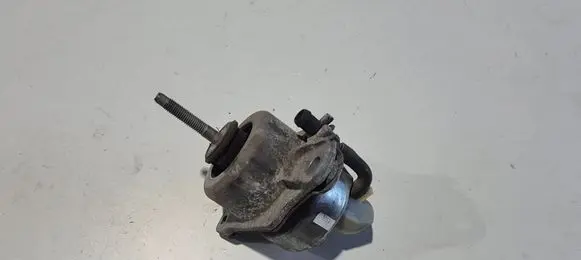 Ford Mustang VI Engine mount bracket FR3C6038AE