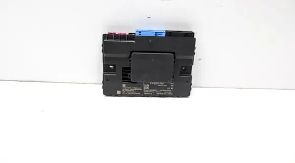 Audi A4 S4 B9 8W Gateway control module 8W6907468