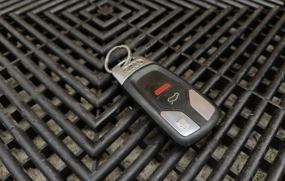 Audi Q7 4M Ignition key/card 4M0959754AA
