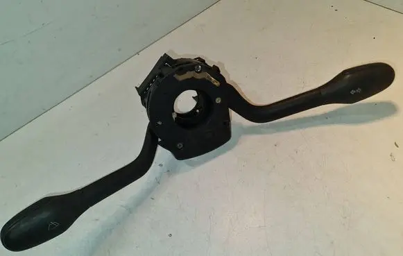 Volkswagen Golf III Wiper turn signal indicator stalk/switch 377953503A 1E0953519 103133