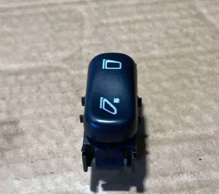 Mercedes-Benz C AMG W202 Wing mirror switch 2108202010 03100510