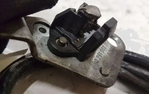 Opel Vectra C Camshaft speed sensor 0281002213
