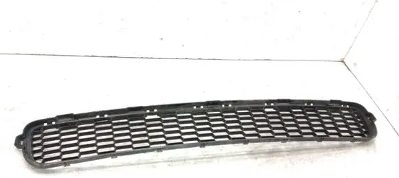Renault Latitude (L70) Front bumper lower grill 622549454R 622547289R