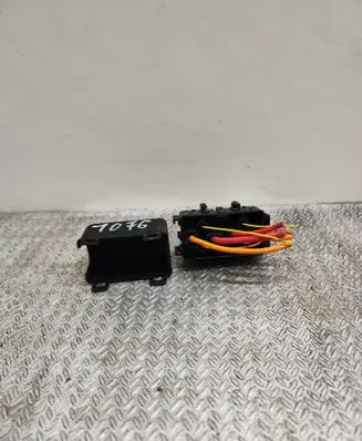 Renault Megane II Other relay 8200222933 030200110