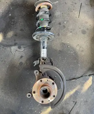Renault Express Front shock absorber/damper 543023778R