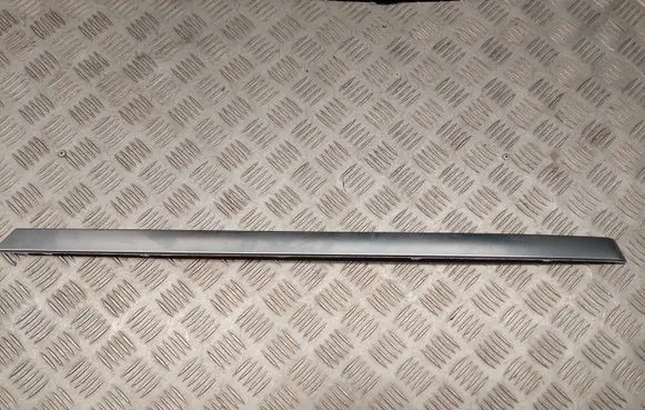 Mercedes-Benz E C207 W207 Front door trim bar A2077270322