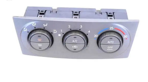 Subaru Forester SG Interior fan control switch 72311SA001