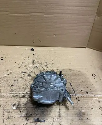 Land Rover Evoque I Vacuum pump D171B1C2 11901B2301B
