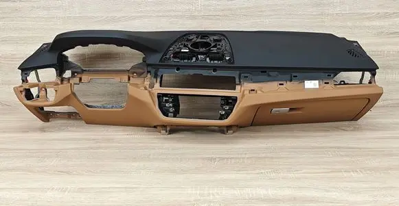 BMW 5 G30 G31 G38 Dashboard 6817572