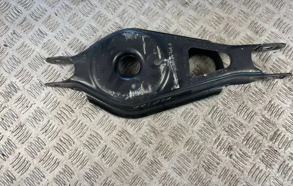 Chrysler Pacifica Rear upper control arm/wishbone 8218021AA