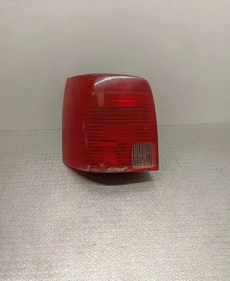 Volkswagen PASSAT B5 Rear/tail lights 3B9945111F
