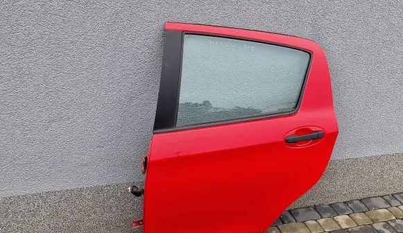 Toyota Yaris Rear door 