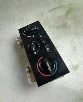 Citroen C4 I Climate control unit B9642 B9642BG57V