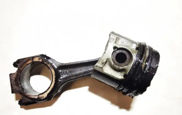 Ford Mondeo MK II Piston with connecting rod 89ff