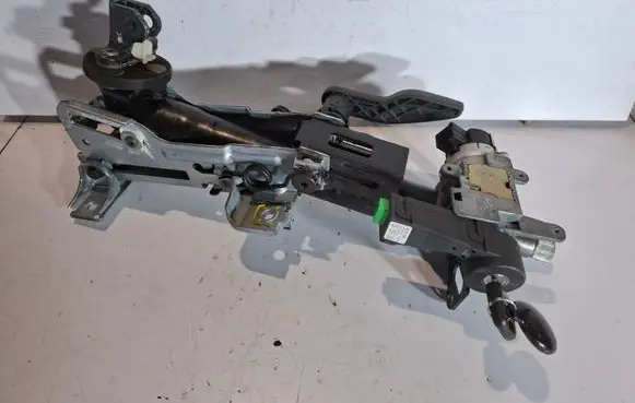 Steering wheel axle