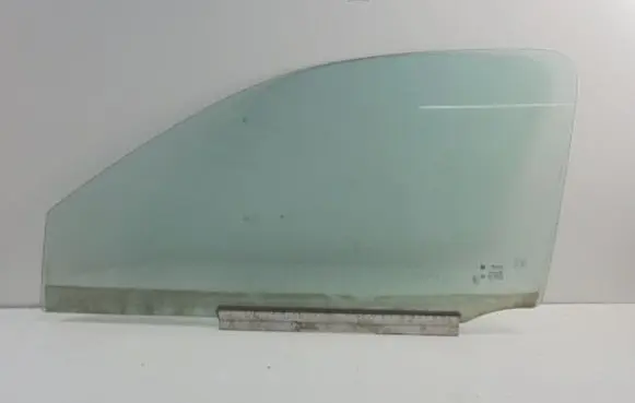 Opel Corsa B Front door window glass four-door 