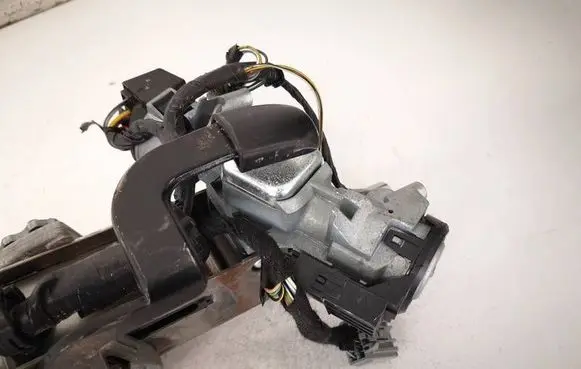 Ford Focus C-MAX Ignition lock contact 3M513F880AC