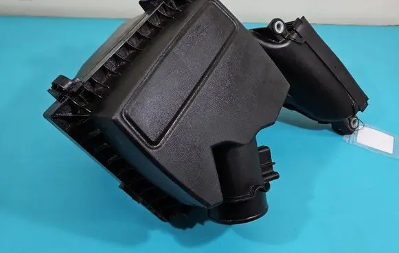 Air filter box