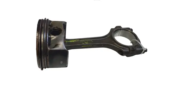 Opel Astra H Piston with connecting rod